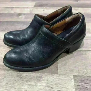 Black B.O.C. Walking shoes. Size 7.5